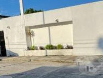 Casa en Venta en la Ruiz Cortines