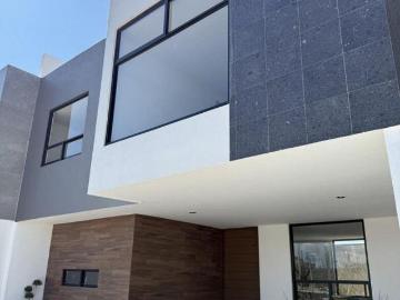 Casa en venta en la Radial