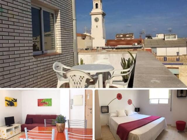 Casa en venta en La Ràpita, Centre Costa Dorada. Casa en 2 apartamentos de 48 m2 cada uno. Casas La.