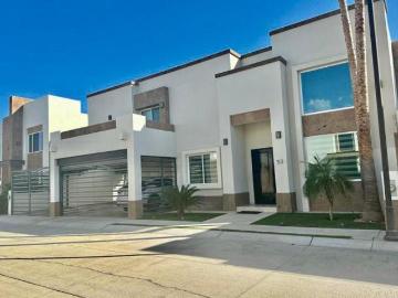 Casa en venta en La Rioja Poniente Residencial Hermosillo, Sonora