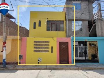 Casa En Venta En La Urbanizacion Las Brisas Chiclayo T. ENEQUE