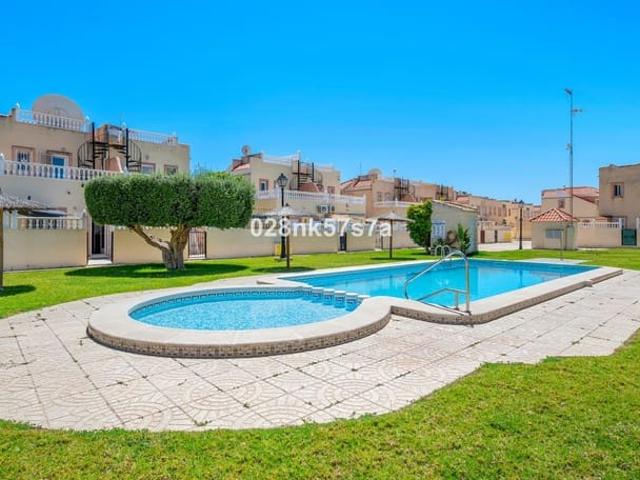 Casa en venta en La Zenia, Alicante Costa Blanca