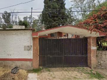 Casa en Venta en Lago de Guadalupe, Cuautitlán Izcalli Amplia Propiedad Habitacional