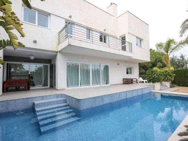 Casa en Venta en L'Alfàs del Pi