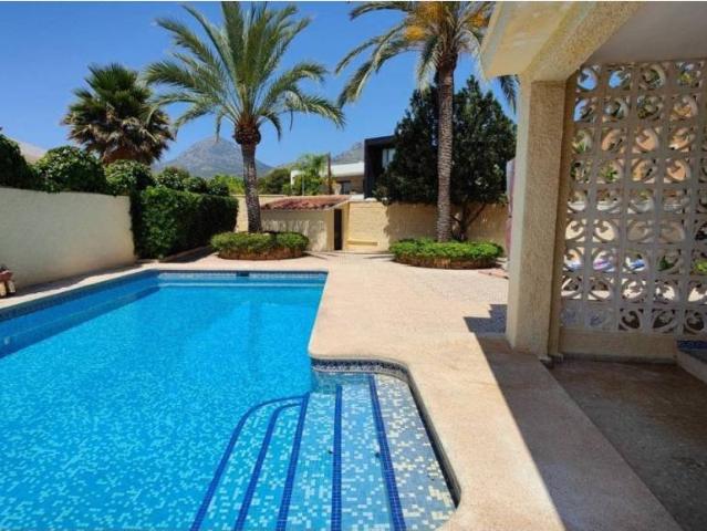 Casa en Venta en L'Alfàs del Pi