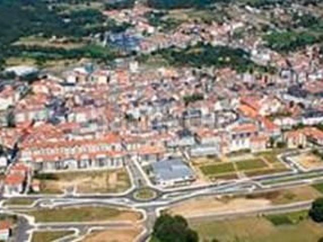 Casa en venta en Lalín. VENTA EN CONDICIONES ESPECIALESCESIÓN DE CRÉDITO. ACTIVO SIN POSESIÓN, NO HIPOTECABLE. Casas.