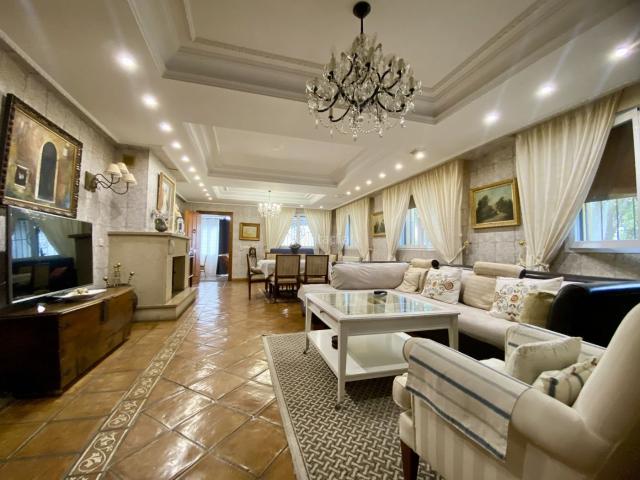 Casa en venta en Lanciego Lantziego. VILLA OPORTUNIDAD DE INVERSIÓN Y ALTA RENTABILIDAD EN RIOJA ALAVESA. Casas Lanciego.