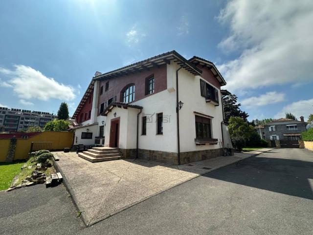 Casa en Venta en Langreo