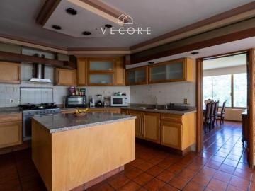 CASA EN VENTA EN LAS CAÑADAS, ZAPOPAN