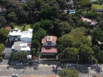 Casa en VENTA en las Cañadas sobre la Av. Bosques de San Isidro a espaldas del Club del Golf