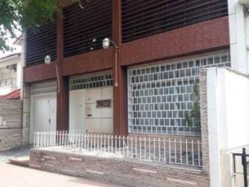 Casa en venta en las cercanías del Hospital Español