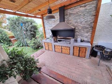 Casa en Venta en Las Condes 3 dormitorios 2 baños