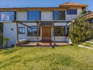 Casa en Venta en Las Condes 7 dormitorios 5 baños