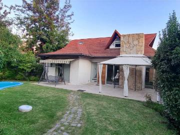 Casa en Venta en Las Condes 5 dormitorios 4 baños
