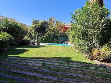 Casa en Venta en Las Condes 6 dormitorios 4 baños