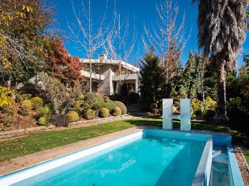 Casa en Venta en Las Condes 6 dormitorios 5 baños