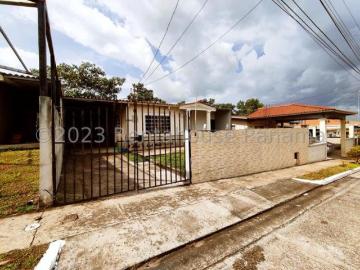 Casa en Venta en Las Cumbres Los Santos 300 m2. 2 hab