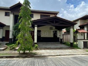 Casa en venta en Las Cumbres