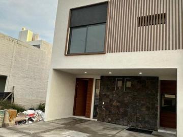 CASA EN VENTA EN LAS GRULLAS RESIDENCIAL TLAJOMULCO