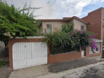 CASA EN VENTA EN LAS HUERTAS, MORELIA, MICHOACÁN