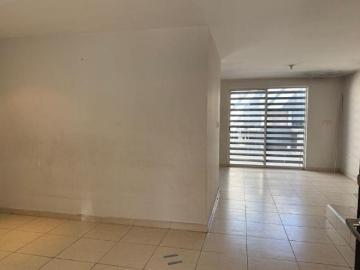 CASA EN VENTA EN LAS LOMAS SEC BOSQUES GARCÍA CERCA DE AV. PASEO DE LOS LEONES SEMIEQUIPADA
