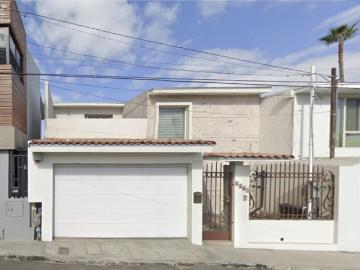 Casa en venta en Las Palmas, Tijuana, Baja California