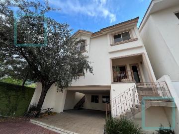 Casa En Venta En Las Privanzas, San Pedro Garza García