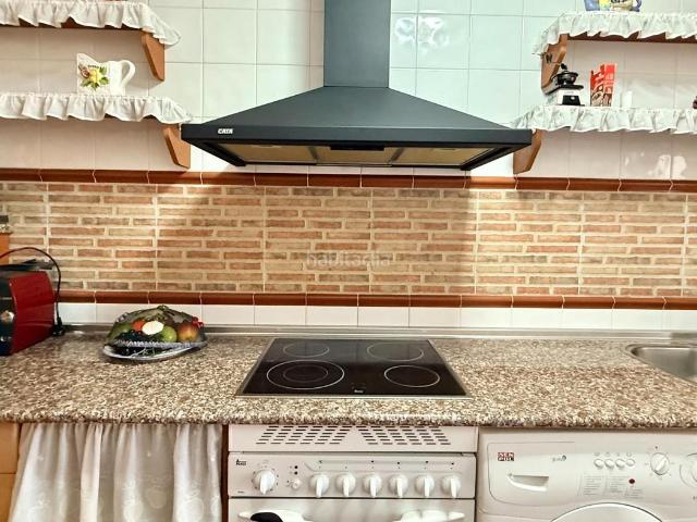 Casa en venta en Lastras de Cuéllar. Casa en Venta en Calle Plaza Mayor, 3, Lastras de Cuéllar. Ref.2088. Casas Lastras de.