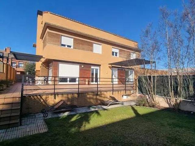 Casa en Venta en Lardero