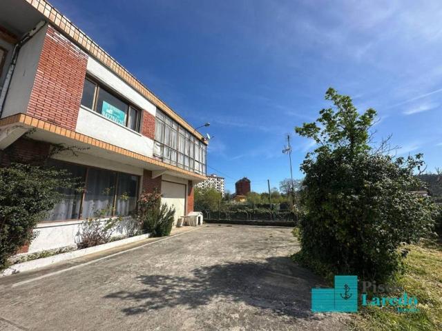 Casa en Venta en Laredo