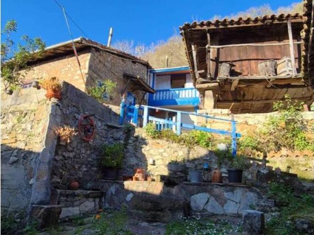 Casa en Venta en Laviana