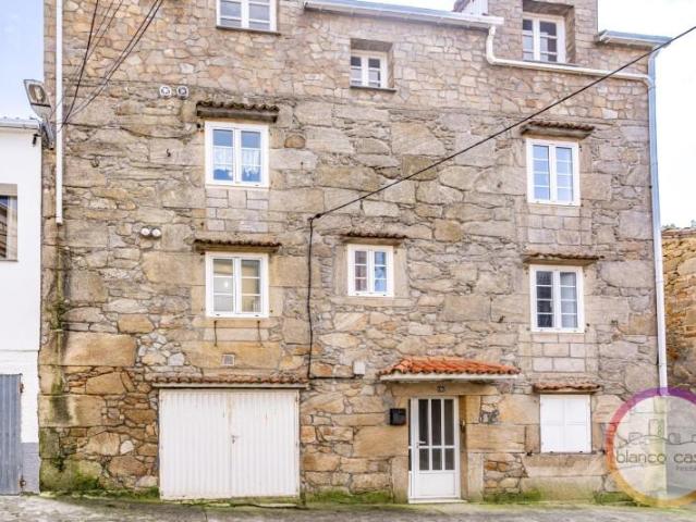 Casa en venta en Laxe, Laxe