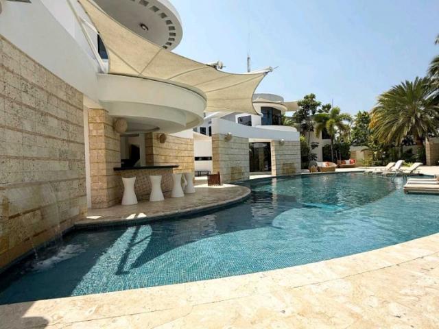 CASA EN VENTA EN LECHERIA