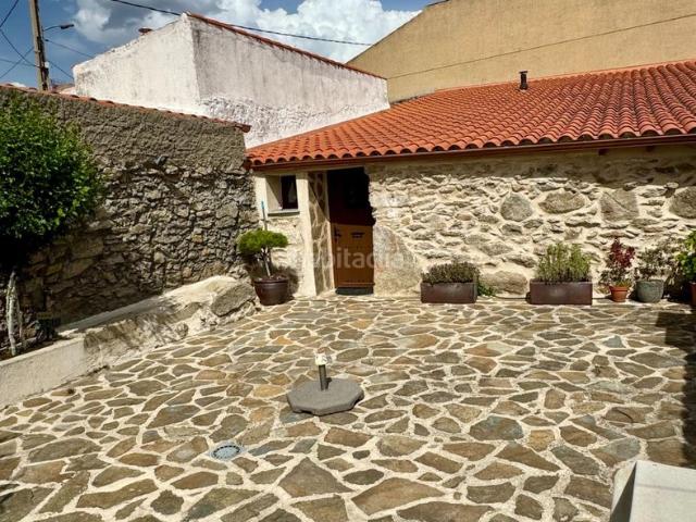 Casa en venta en Ledesma. Casa con encanto, zona exterior privada con barbacoa en Ledesma. Casas.