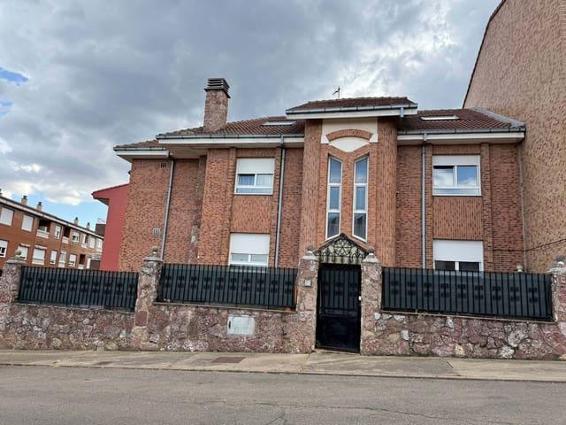 Casa en venta en Villaquilambre, León