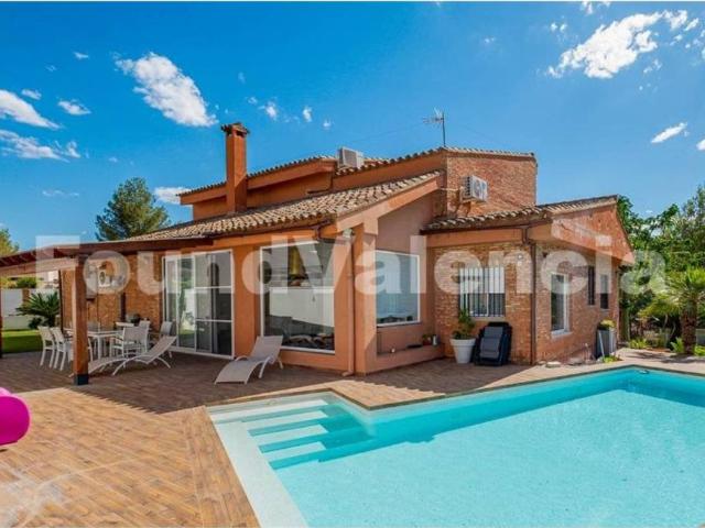 Casa en Venta en L'Eliana