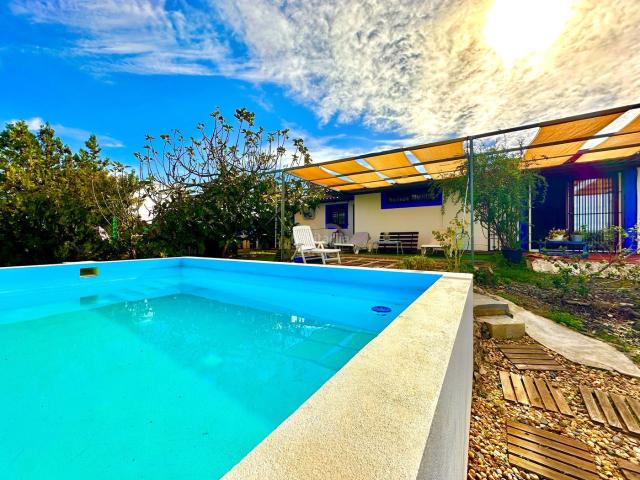 Casa en venta en Lepe. Casas.