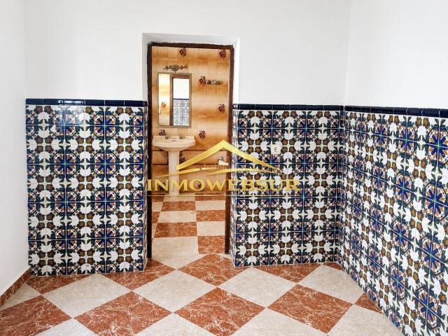 Casa en venta en Lepe. Magnifica casa en el centro de Lepe. Casas.