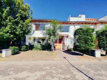 Casa en Venta en Lerma, Casa en condominio en Venta en Fracc. Villas Arancia