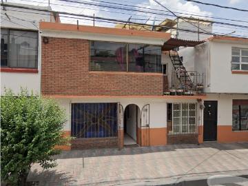 Casa en venta en Lerma de Villada Centro, Lerma, México