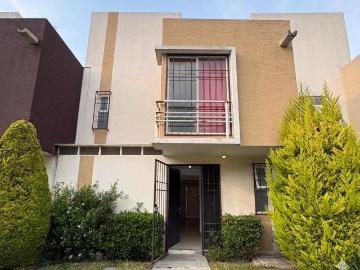 Casa en Venta en Toluca, Fraccionamiento Las Misiones