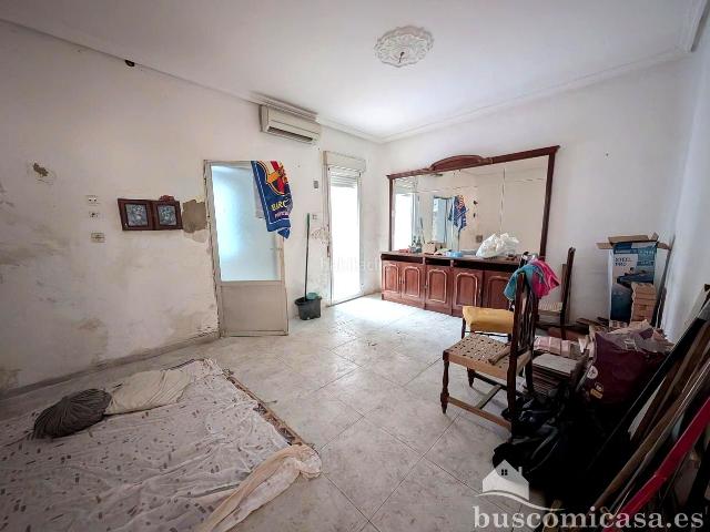 Casa en venta en Linares, La Paz Las Américas. Casa a reformar en calle Juan de la Cosa. Casas.