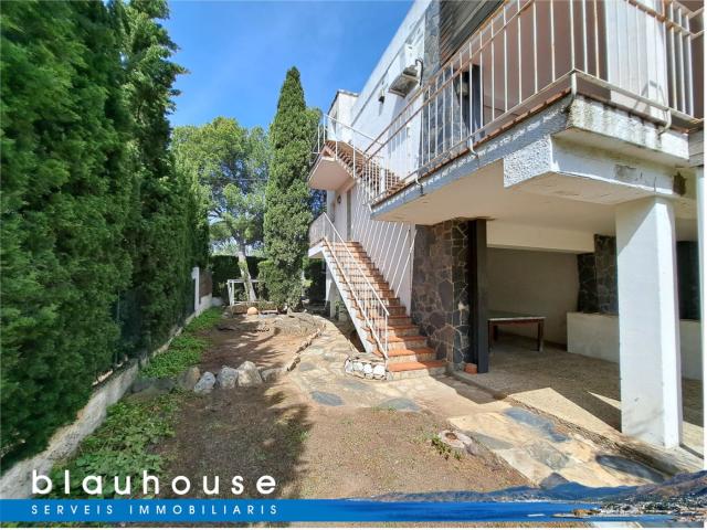 Casa en venta en Llançà, Grifeu Cap Ras Els Estanys Sant Genís Costa Brava. Casas.