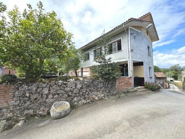Casa en Venta en Llanes