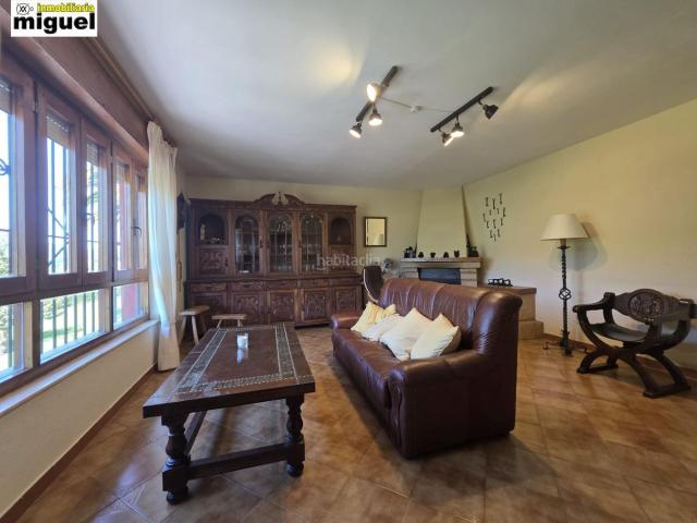 Casa en venta en Llanes, Vidiago Pendueles Tresgrandras. Chalet con parcela edificable de 2.476 m2 a 4 km de la Playa de La Franca Tresgrandas Llanes, Asturias. Casas.
