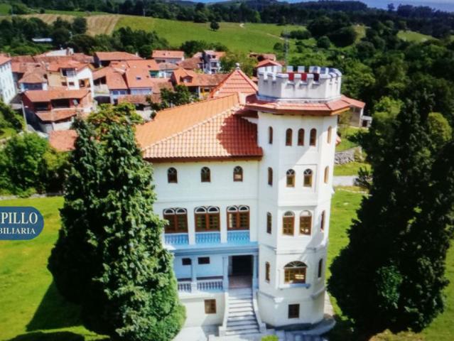 Casa en venta en Llanes, Porrua