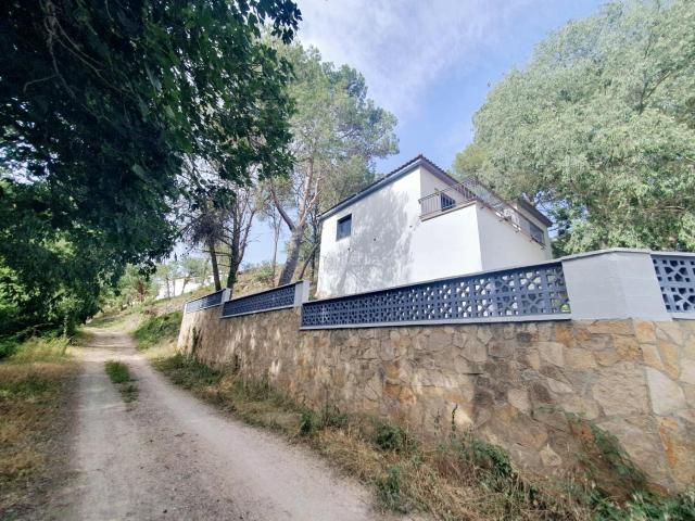 Casa en venta en Llacuna La. CASA INDEPENDIENTE EN LA LLACUNA. Casas Llacuna.