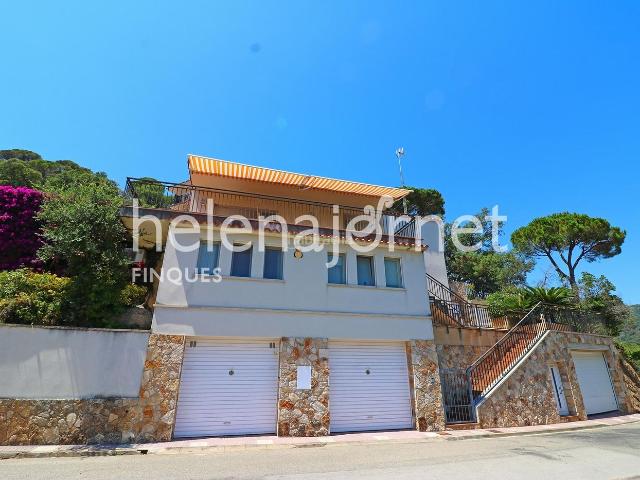 Casa en venta en Llagostera. Casas.