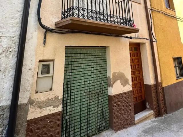 Casa en venta en Lledó Teruel