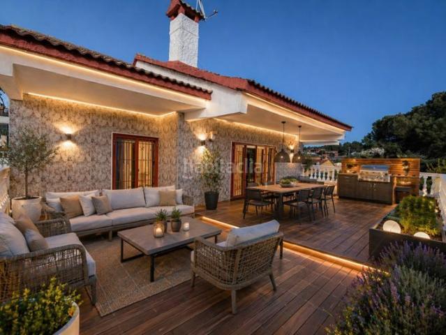 Casa en venta en Lliçà d´Amunt. Casa a 4 vientos con terreno ideal 2 familias en Lliçà dAmunt. Casas Lliçà.